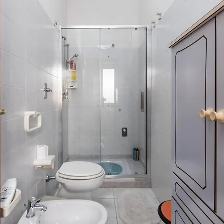 Cozy 2 Bed With Garden In Appartement