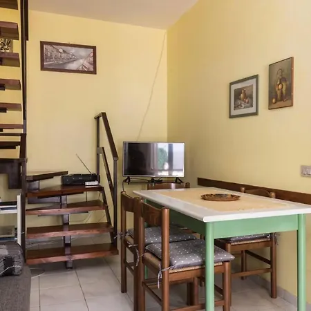 Cozy 2 Bed With Garden In * Villasimius