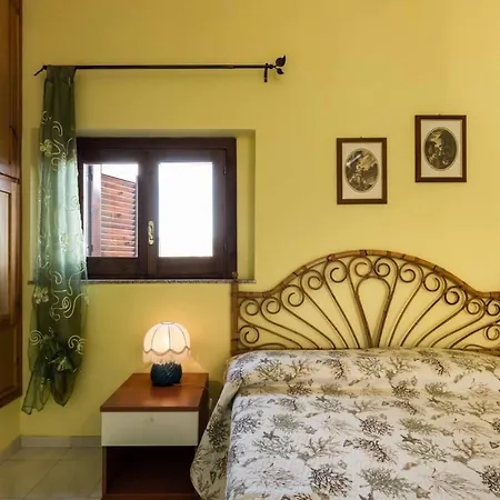 Cozy 2 Bed With Garden In Appartement *